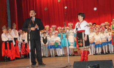 Нардеп поздравил с юбилеем танцевальный ансамбль Саратского района (ФОТО)