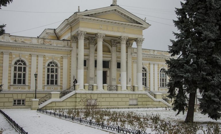 Прогулка по заснеженной Одессе (фото)