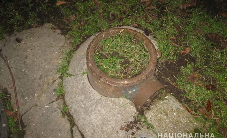 В Одессе 15-летняя девочка распространяла наркотики