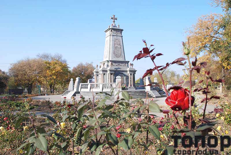 памятник болгарским ополченцам в Болграде