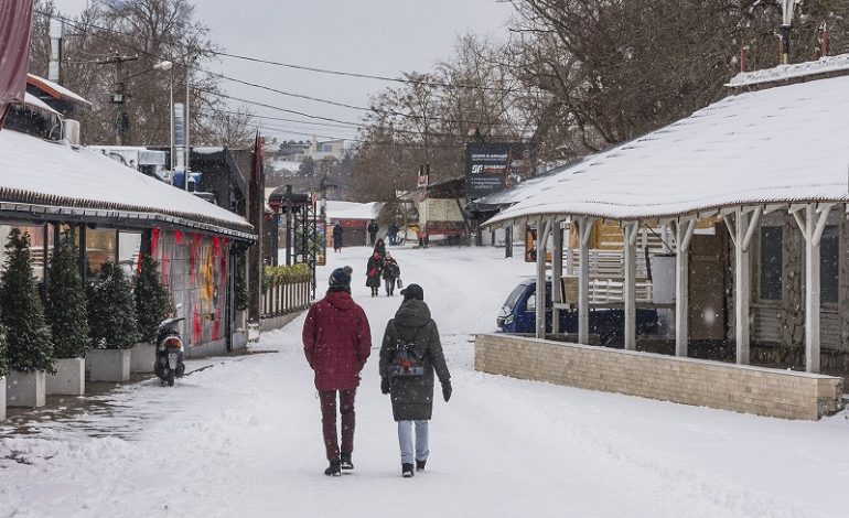 Одесса во власти зимы: прогулка по снежной Аркадии (фото)