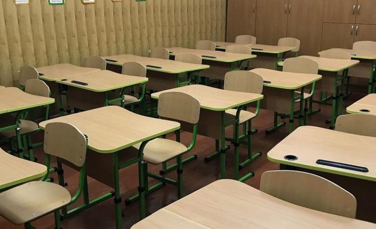 Белгород-Днестровские школы получили от государства новую мебель