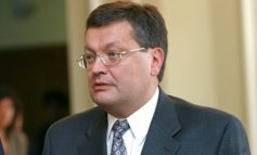 Константин Грищенко сравнил заявления дипломатов России с разговорами в подворотне