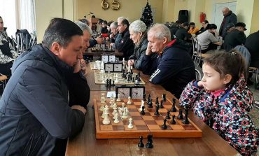 В Криничном прошел грандиозный шахматно-шашечный турнир
