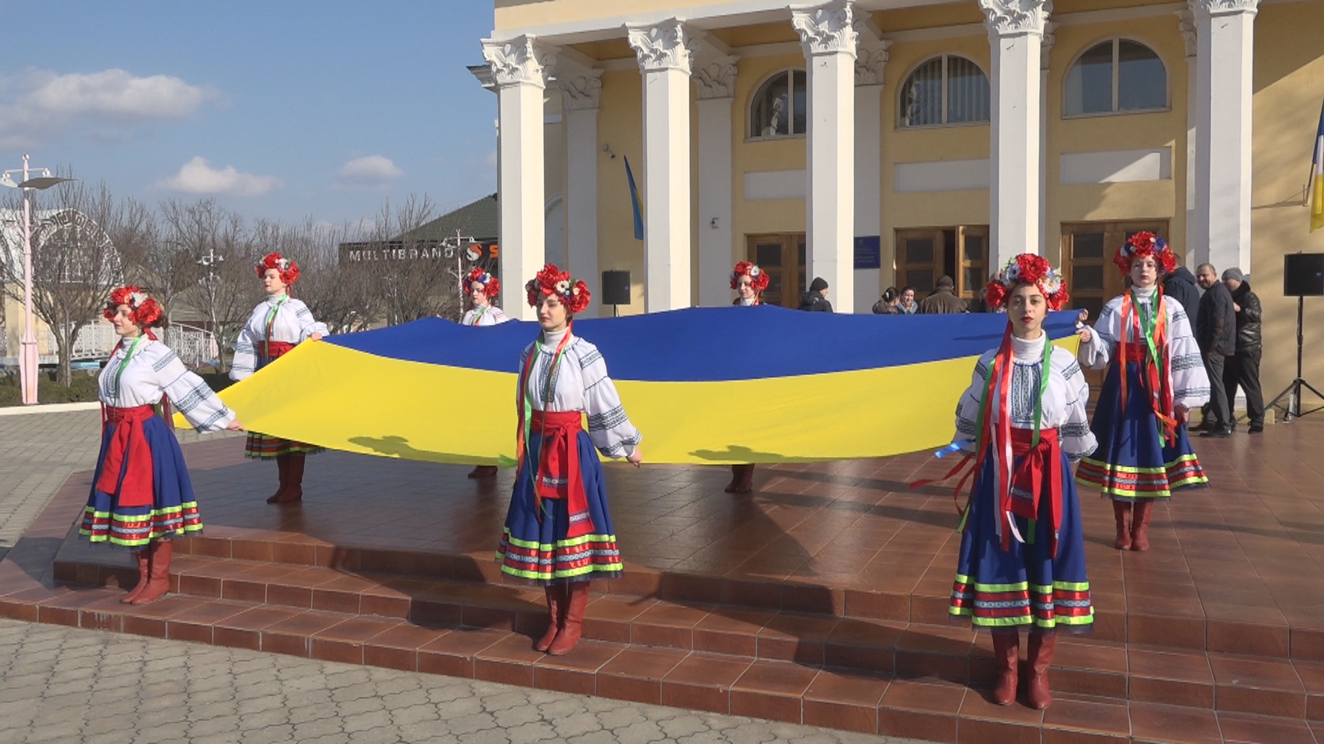 государственный флаг Украины в Измаиле