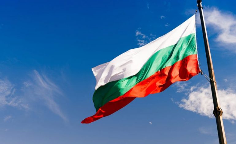 Болгария высылает российских дипломатов и просит закрыть консульство России в Русе