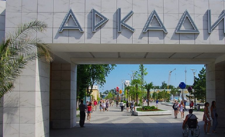 В Одессе Аркадийская аллея стала исключительно пешеходной