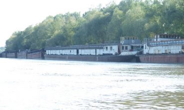 Дунайское пароходство возобновило эксплуатацию 23 барж