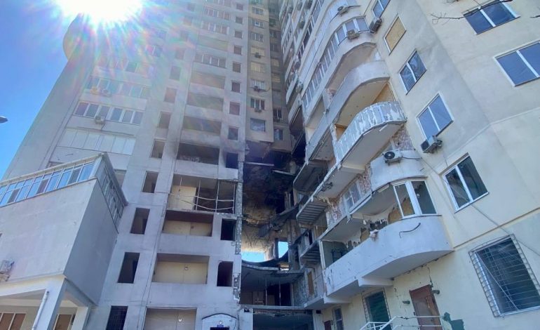 Дом, поврежденный от ракетного обстрела Одессы, планируют восстановить