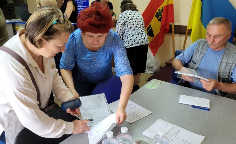В Белгороде-Днестровском раздали более 3 тысяч гуманитарных наборов