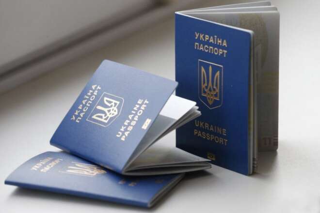 Українці зможуть їздити без віз ще до однієї країни
