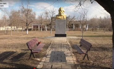 В громаде на юге Одесской области переименуют некоторые улицы и демонтируют памятник