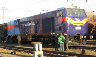 Украинские локомотивы начали вести грузовые поезда через Молдову