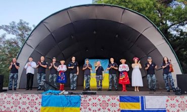 Поддержи своих: в Одессе провели концерт ко Дню авиации Украины