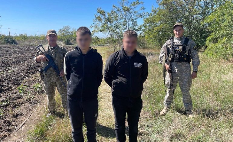 На Одещині на кордоні з Молдовою затримали трьох ухилянтів