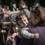 Обязательную эвакуацию объявили в 14 населенных пунктах Донбасса