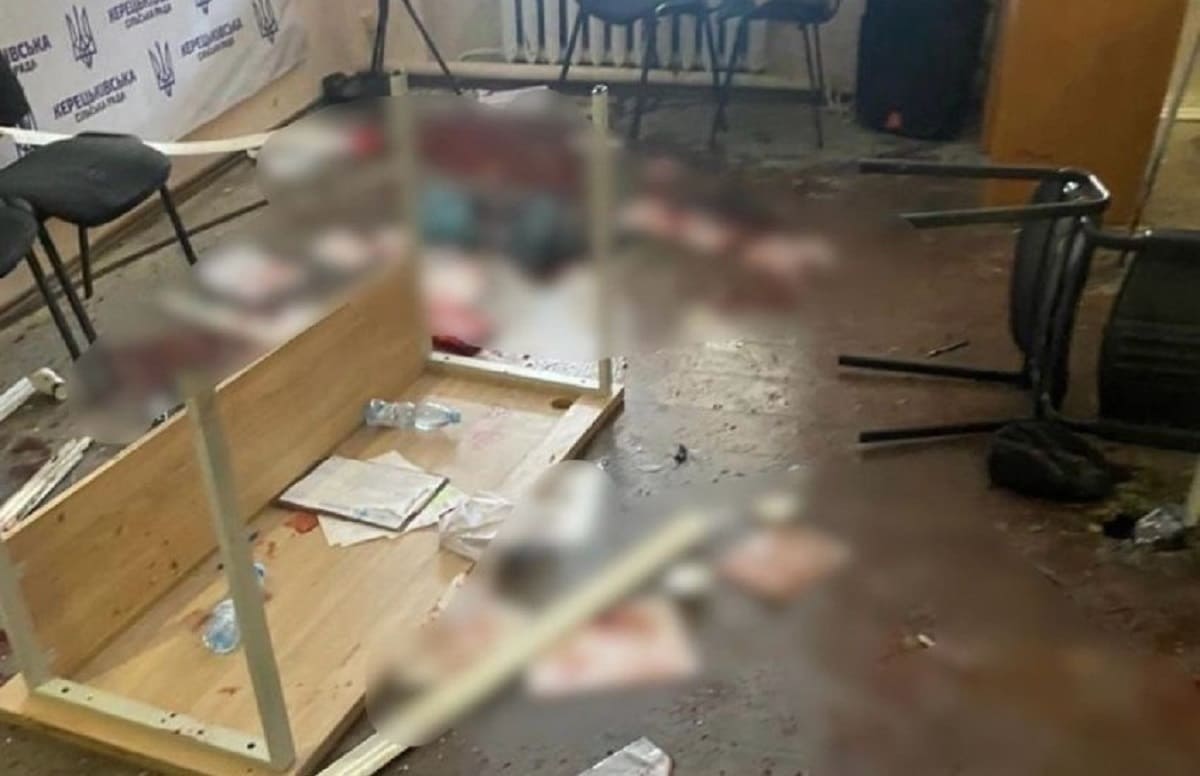 На Закарпатье депутат в сельсовете взорвал гранаты: ранены 26 человек