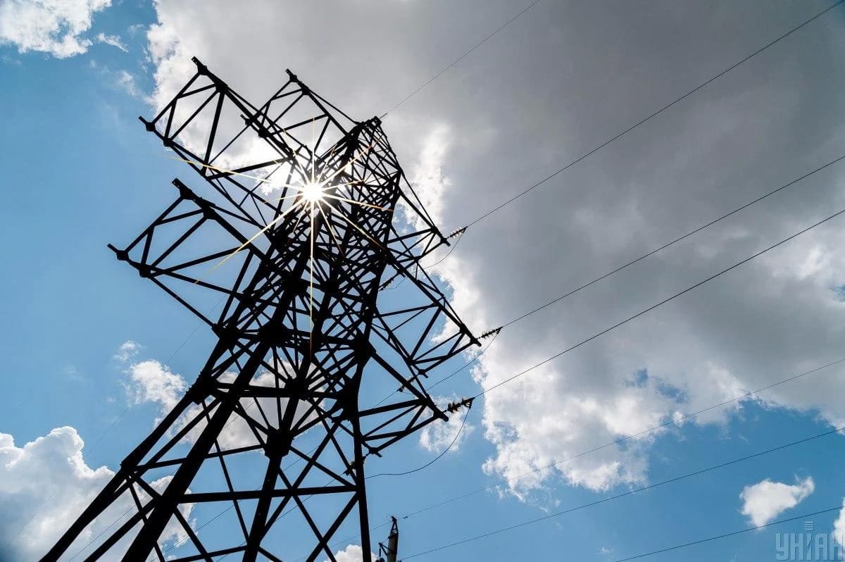 Уряд обговорює підвищення тарифів на електроенергію для відновлення генерації