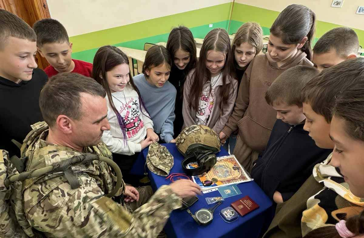 Під час зустрічей