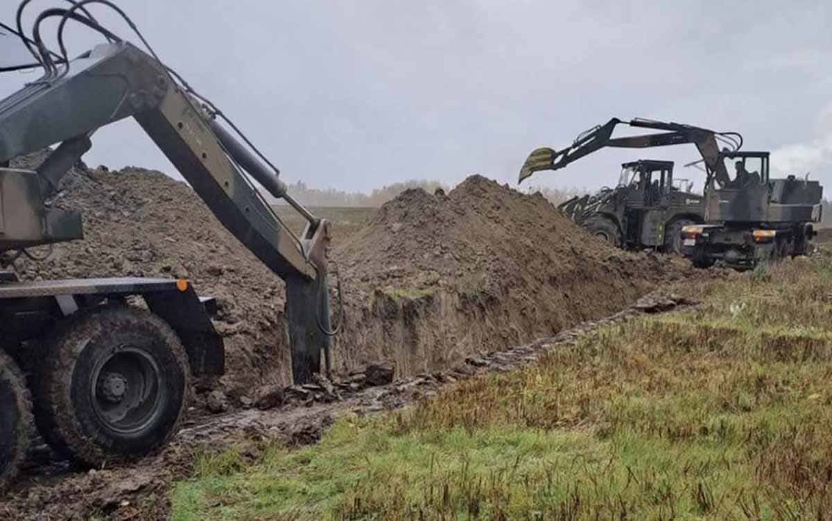 Польща будує лінії укріплень на кордоні з росією