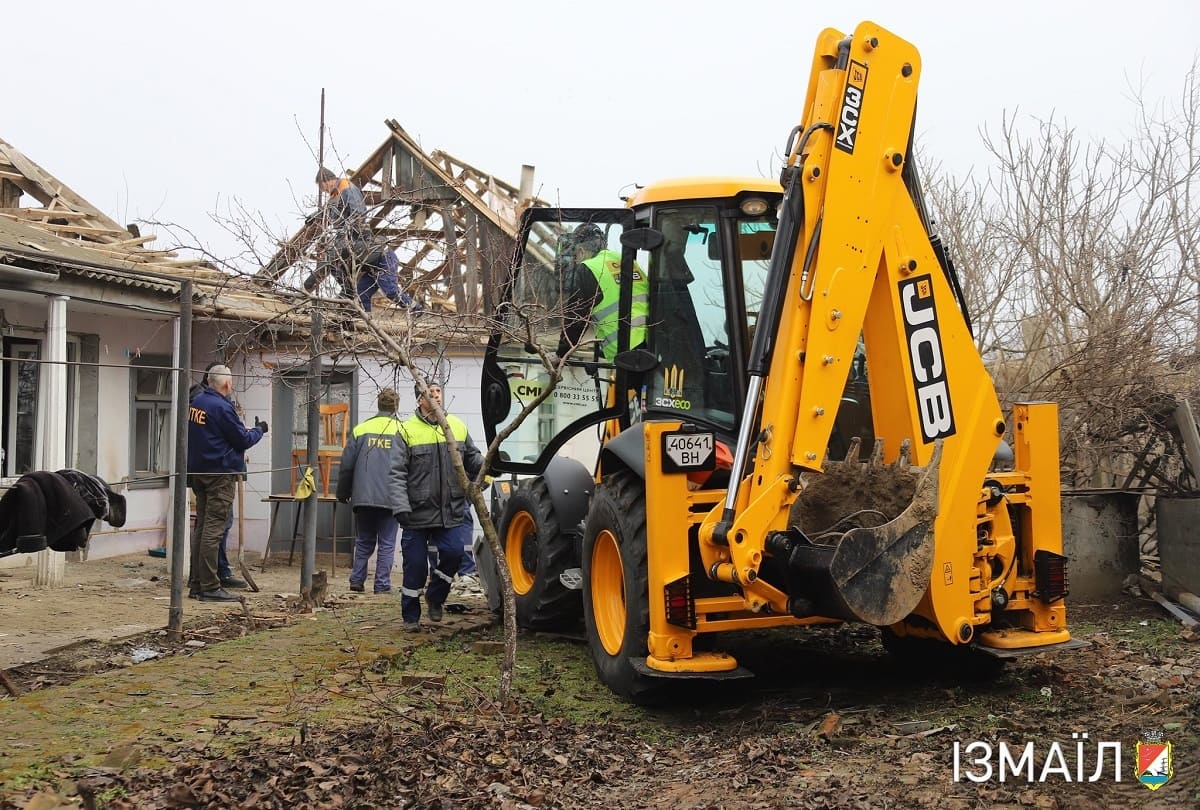 постраждалі від обстрілу будинки в Ізмаїлі