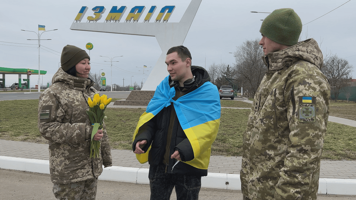 В Ізмаїлі зустріли захисника Зміїного