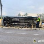 На трассе Одесса – Рени перевернулся маршрутный автобус