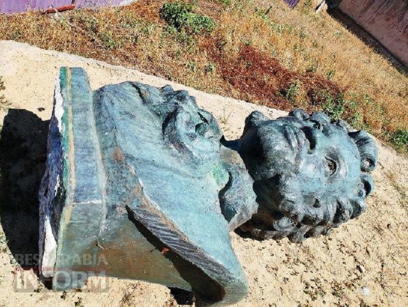пам’ятник Пушкіну